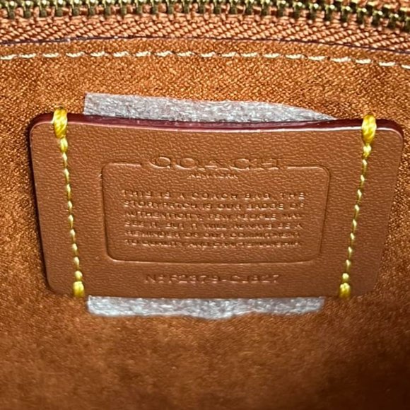 Coach Dakota Bucket Bag 16 CJ827 NEW - Picture 8 of 11